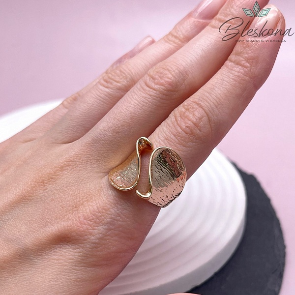 20,5 мм Цвет золото, Кольцо безразмерное волны