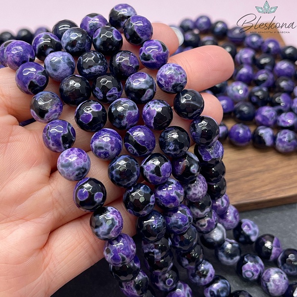 Агат черный фиолетовые разводы огранка 10 мм