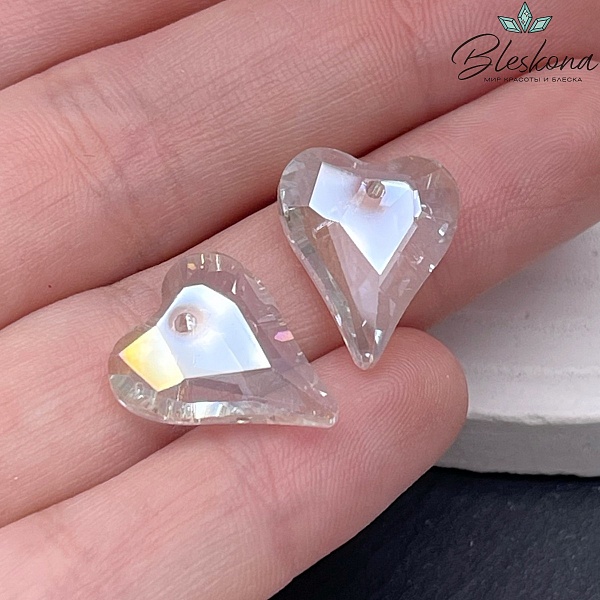 17,5*14,5 мм, Подвеска сердце стекло белое с переливом (Shimmer B) уп. 2 шт