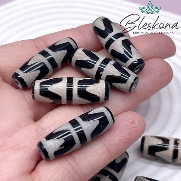 Бусина Дзи 2-й Тигриный Клык черно-белый бочонок 30*11 мм