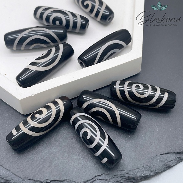 Бусина Дзи Спираль Вселенной черно-белый бочонок 30*11мм