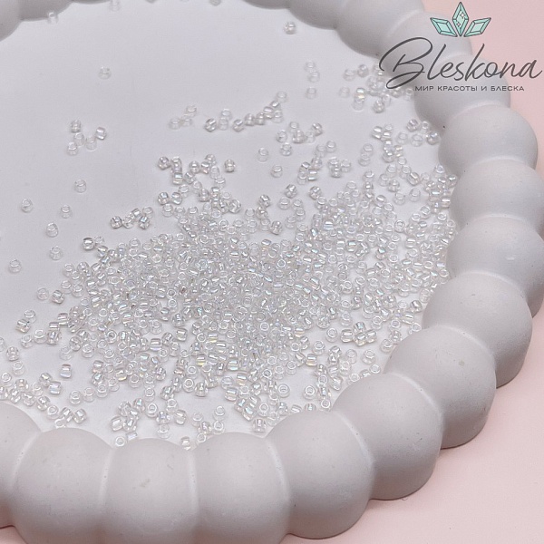 Бисер TOHO round 11/0 цвет №161 (оттенок белого)