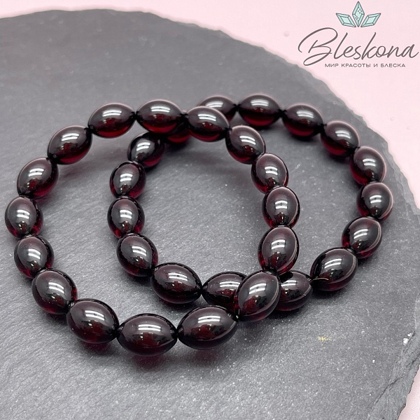 Янтарь красный рис  9*13мм сет 20см