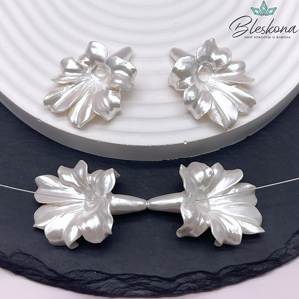 35*25 мм Подвеска цветок цвет белый 