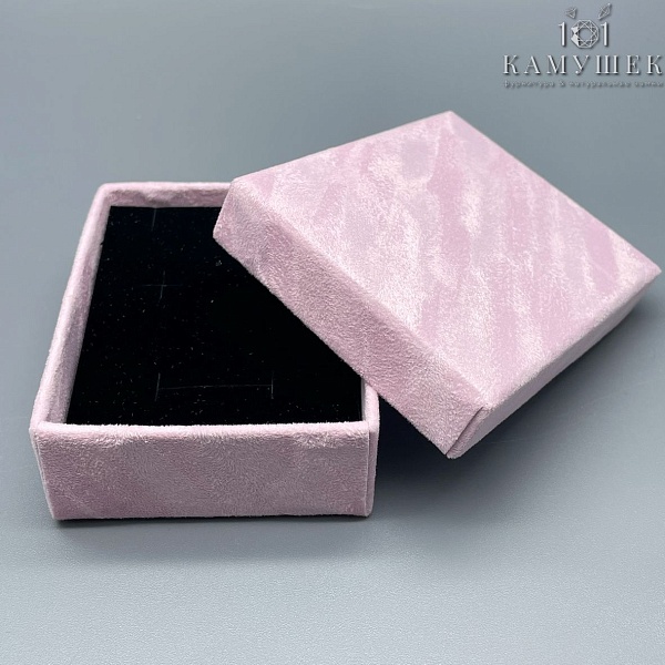 Коробка бархат светло-розовая черная подложка 9*7*3см