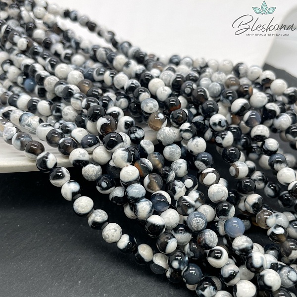 Агат черный белые разводы (имитация) 6 мм