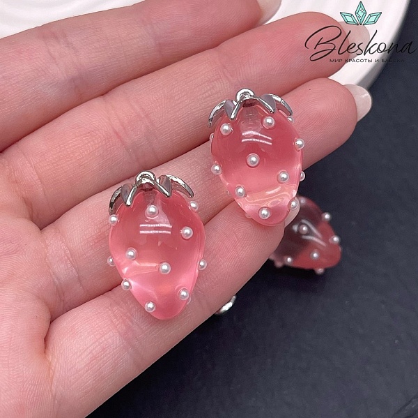 25*17 мм Цвет серебро, Подвеска клубничка прозрачная розовая