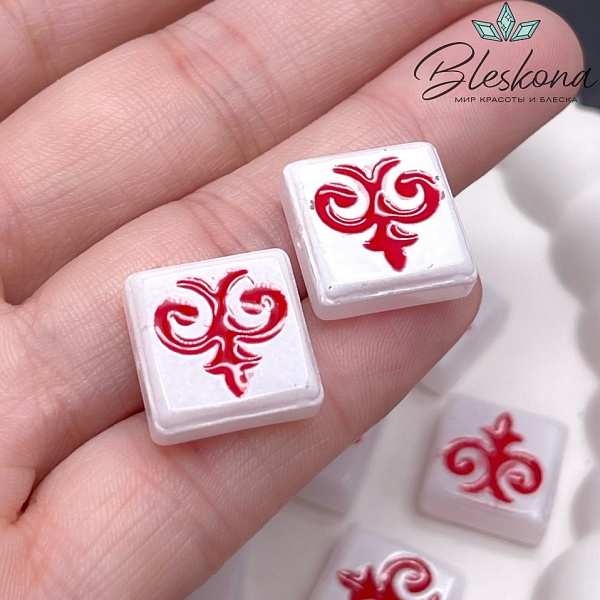 15 мм Бусина Этно квадрат белый красный рисунок