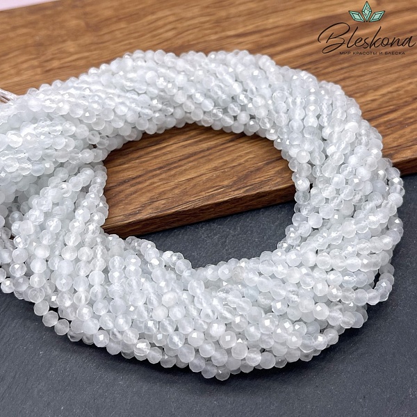 Кошачий глаз белый микроогранка (имитация) 4 мм