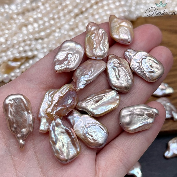 Жемчуг Прямоугольник фиолетовый штучно ~(14-18)*(10-10,5)мм 