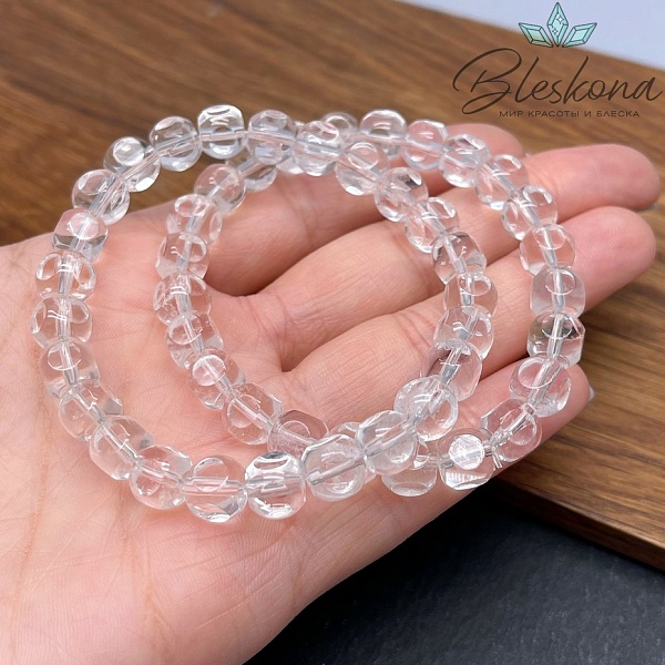 Горный хрусталь куб округлый с впадинами 7 мм сет 18 см