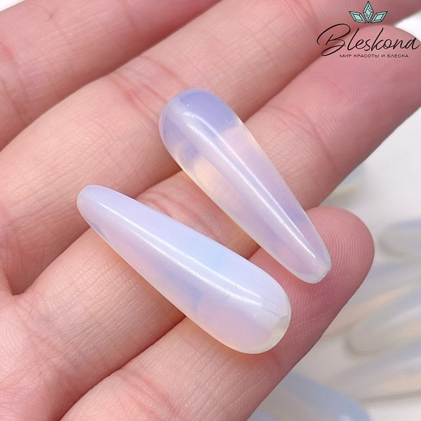 Лунный камень капля  29*9 мм (имитация, штучно)