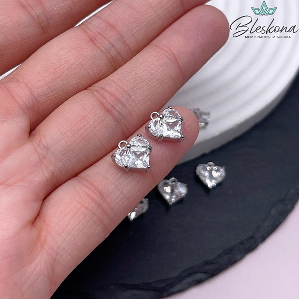 10*9,5 мм Цвет серебро, Подвеска Сердце цирконы