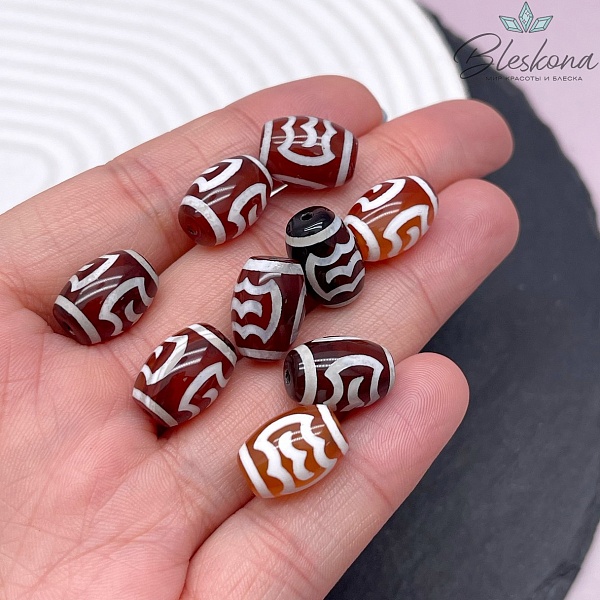 Бусина Дзи Птица Гаруда бело-коричневый бочонок 10*14 мм