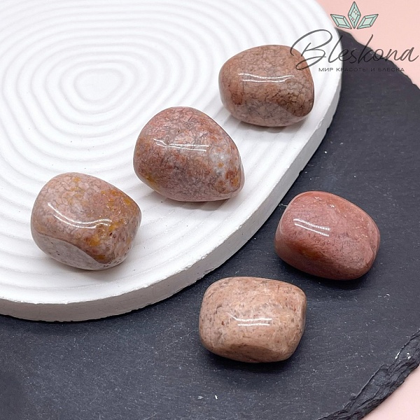 Халцедон Сакура галтовка 25-32 мм