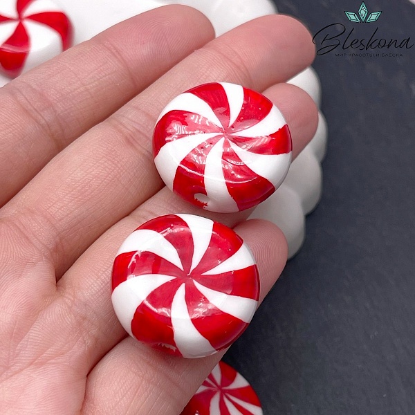 23*12 мм Бусина Бублик белый красные полосы