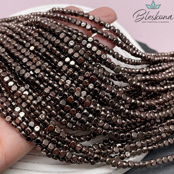 4*3,5 мм Гематин имитация, цвет коричневый №1 (шоколадный), треугольник фриформ