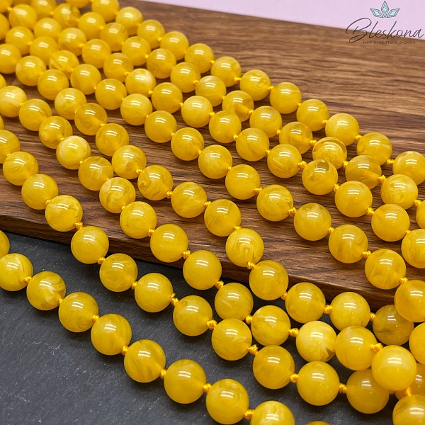 Янтарь шар желтый 10 мм