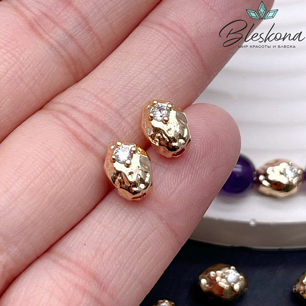 8,8*6,5 мм Цвет золото, Бусина фактурная фриформ с цирконом