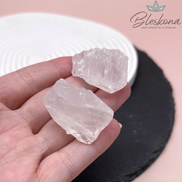 Горный хрусталь Необработанный 20-35 мм 
