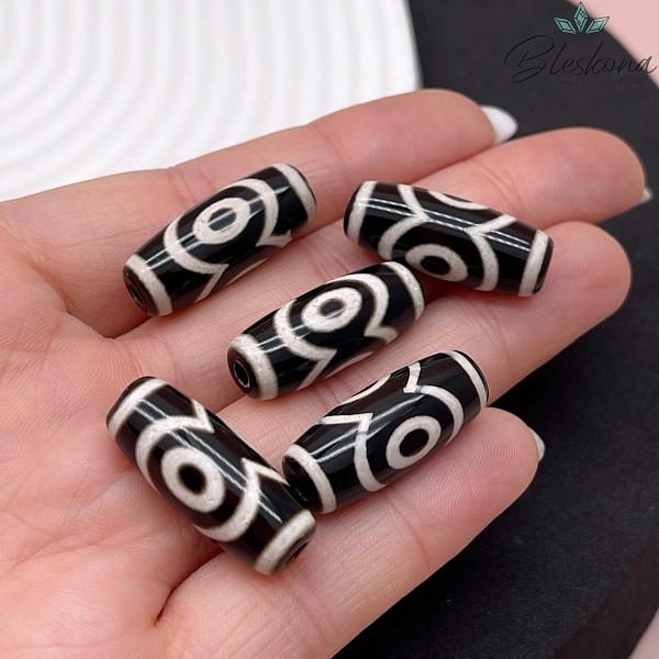 Бусина Дзи 3 глаза черно-белый бочонок 25*11 мм