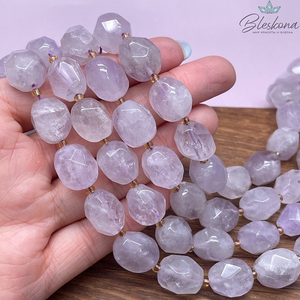 Аметист лавандовый фриформ огранка (14-16)*(12-13) мм