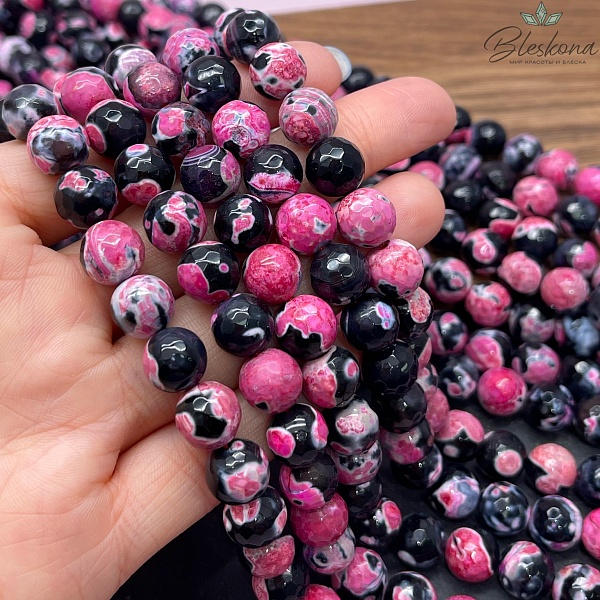 Агат черный розовые разводы огранка 10 мм