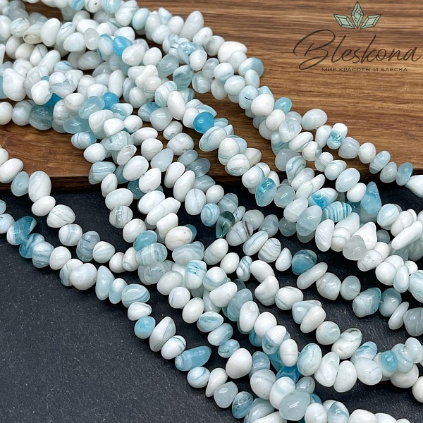 Крошка Агат голубой (тонированный) ширина бусин ~ 6-9 мм