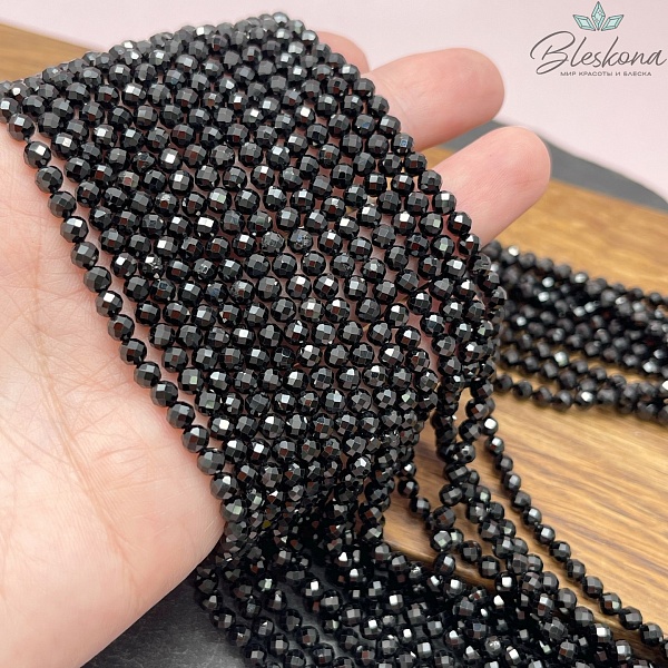 Турмалин черный (Шерл) алмазная огранка 4 мм
