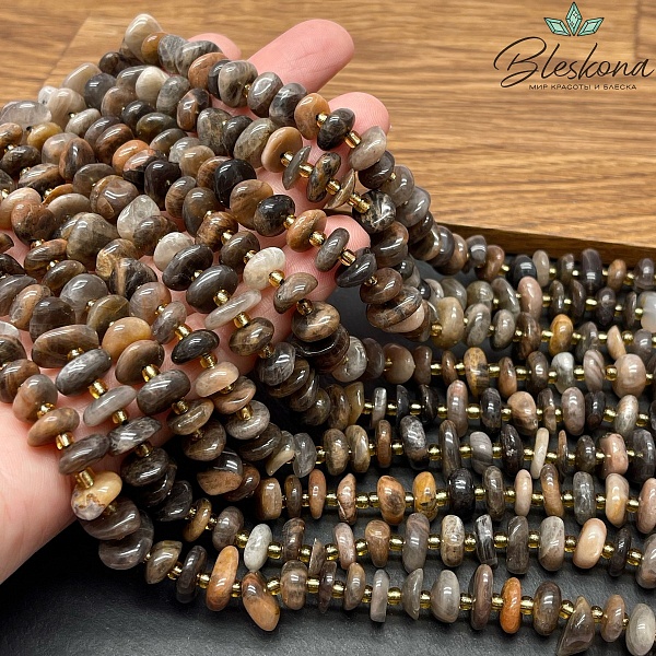 Солнечный камень сколы шлифованные (2-4)*(8-13) мм