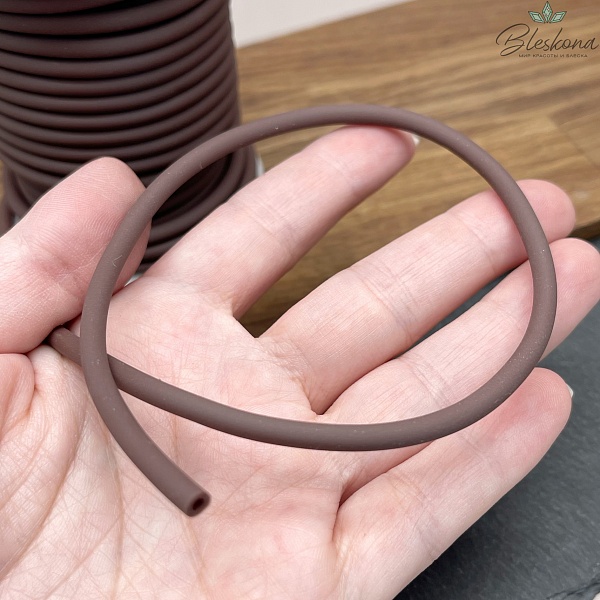 Каучуковый полый шнур, Цвет коричневый 4 мм