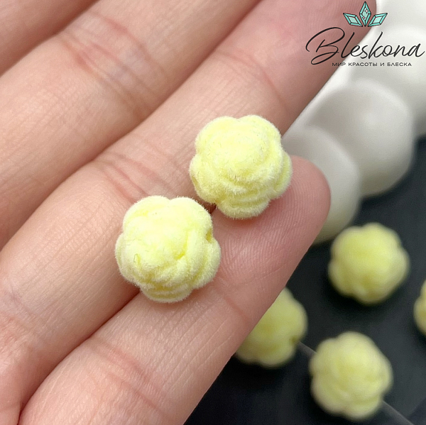 12мм Бархатная бусина Цветок - Роза, Цвет светло-желтый