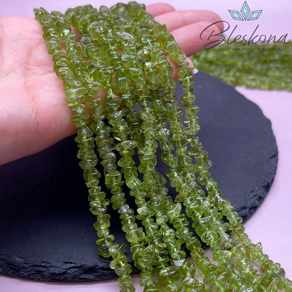 Крошка Хризолит ширина бусин ~ 4-6 мм