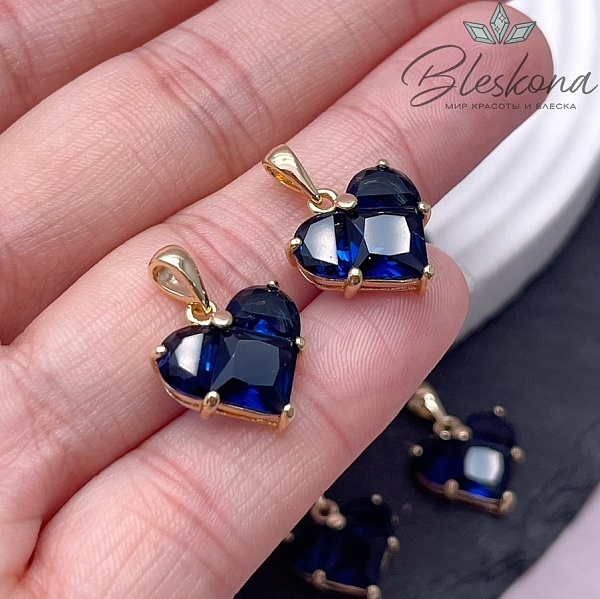 14,5*14 мм Цвет золото, Подвеска Сердце синие цирконы