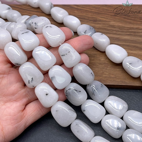 (20-22)*(15-17) мм, Кварц Белый с включением турмалина треугольник фриформ №3