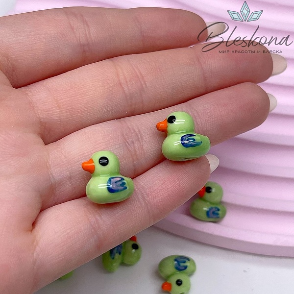12*12,5 мм Керамика бусина уточка светло-зеленая