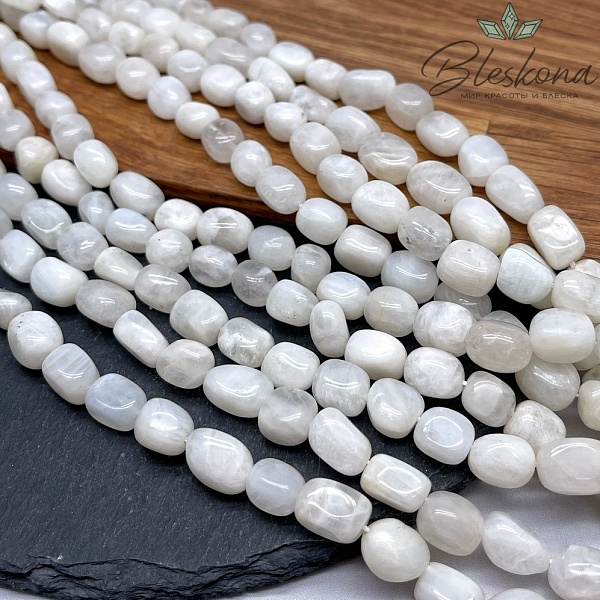 Лунный камень галтовка №2 (10-12)*(7-9) мм