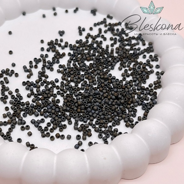 Бисер TOHO round 11/0 цвет №83F (оттенок бронзового)