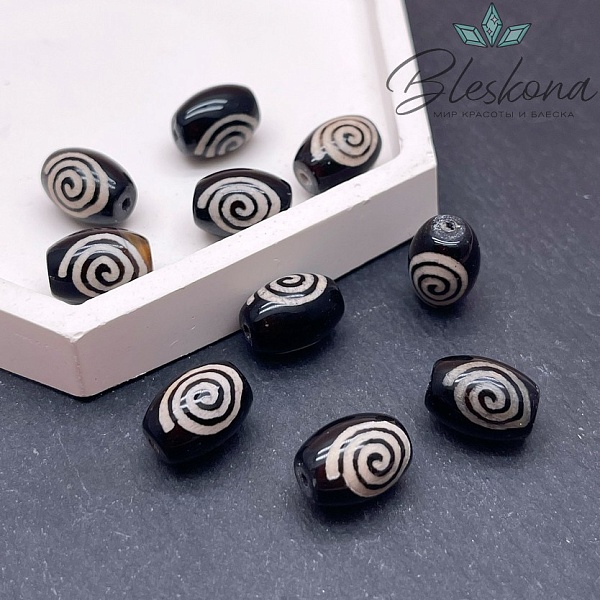 Бусина Дзи Спираль Вселенной черно-белый бочонок 10*14 мм