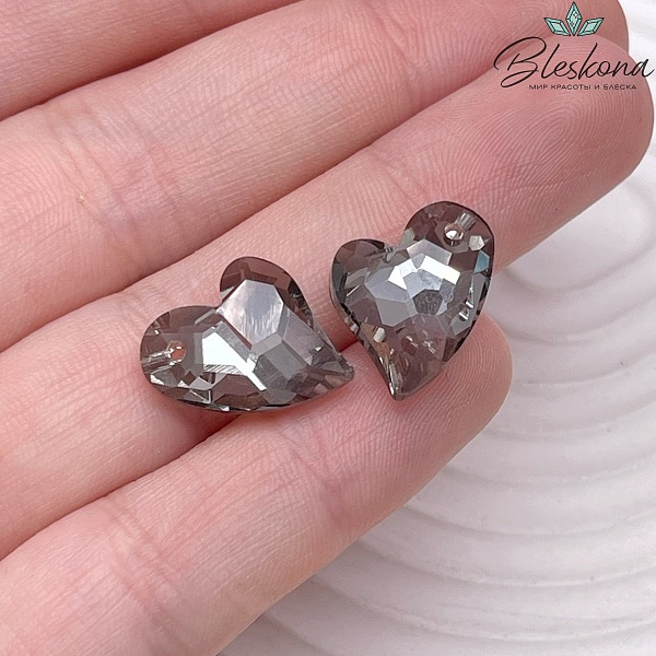 16,5*14 мм, Подвеска сердце стекло белое с переливом (Satin F) уп. 2 шт