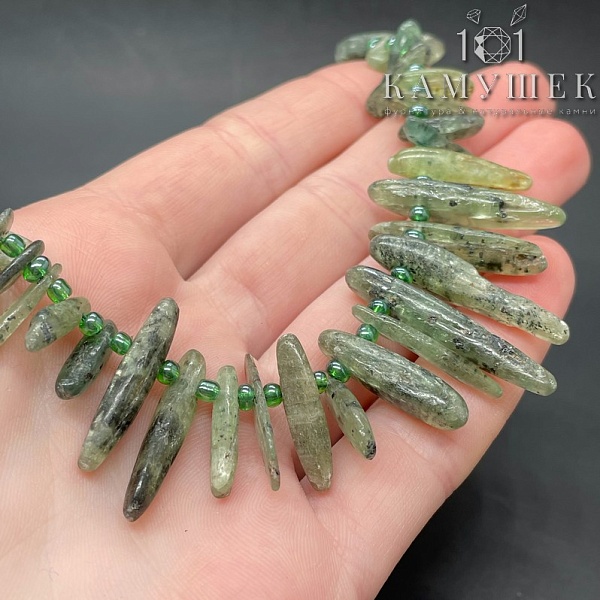 12-27мм Кианит зеленый сколы на увеличение