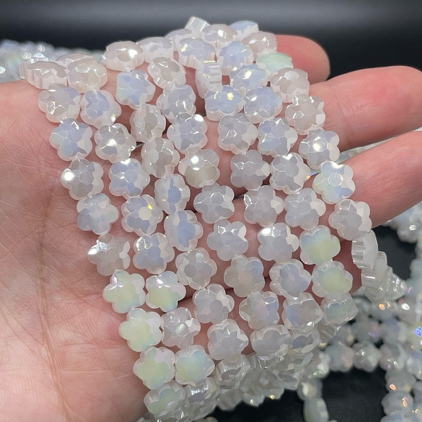 8 мм Стекло Lux, цветок, цвет белый с переливом 