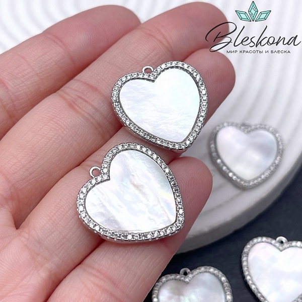 22*23мм, Цвет серебро, Подвеска Сердце белый перламутр, с цирконами