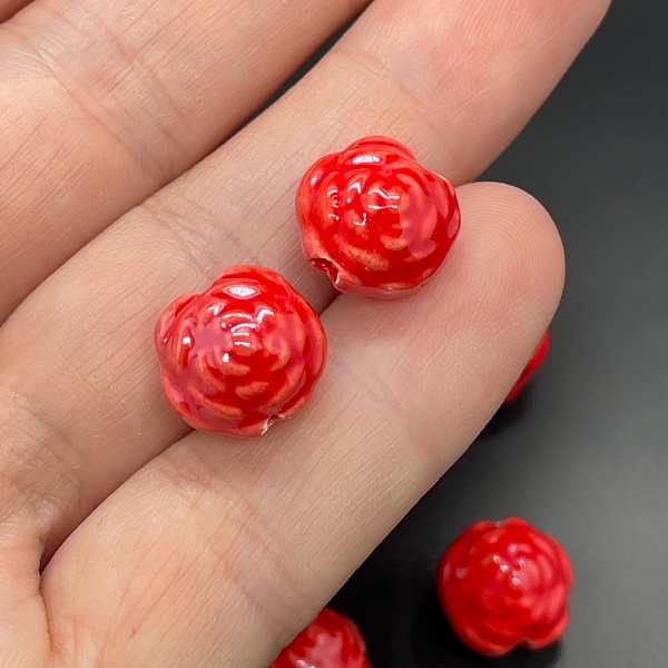 11 мм Бусина роза, керамика цвет красный