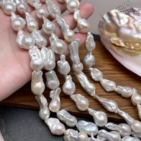 Жемчуг Барокко белый ~ (19-21)*(10-12) мм 