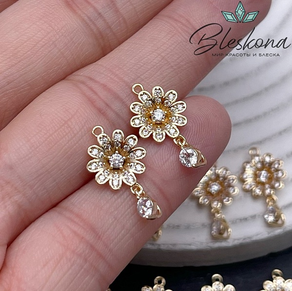 18*9,5 мм Цвет золото, Подвеска цветок с цирконами 